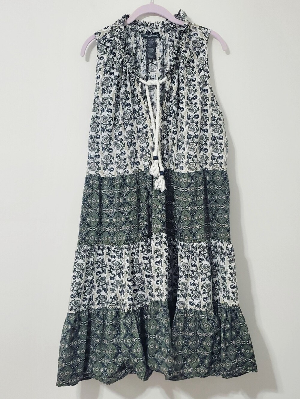 Chelsea & Theodore Floral Tiered Sleeveless Dress Olive Cream Floral Print 3XL